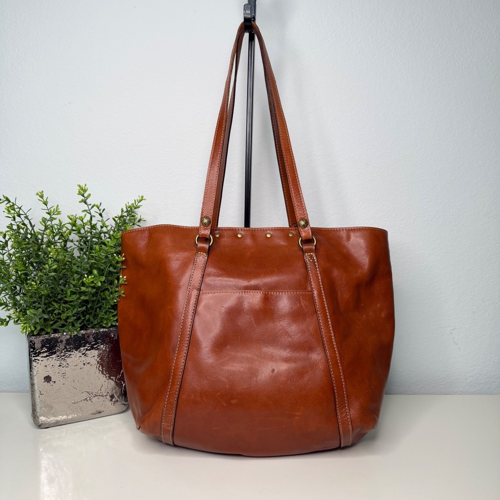 Patricia Nash Benvenuto Tote Bag Cognac Leather Studded Brass Heritage Academia - Picture 2 of 16